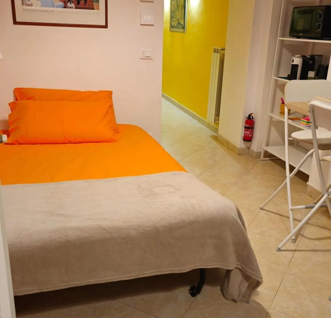 Apartment Maria In Monti Rome Italy